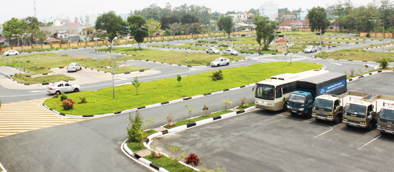 Học Lái Xe Ô Tô Bình Dương